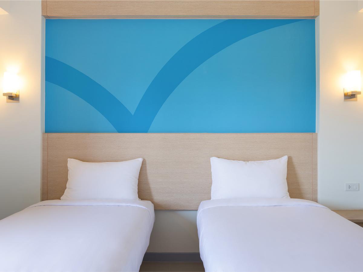 Hotel Hop Alabang Manila